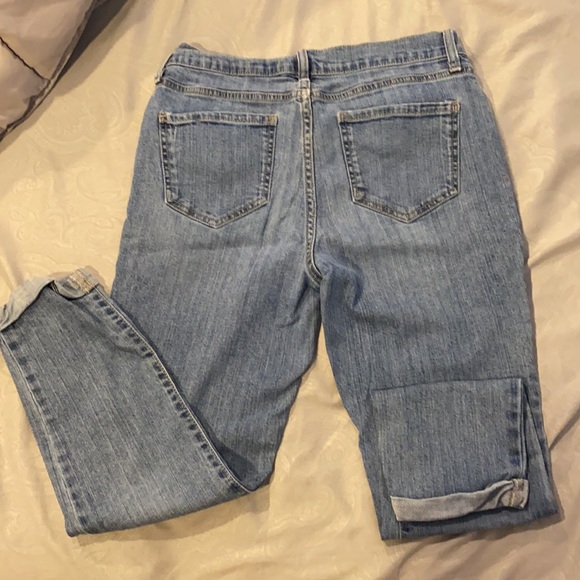 Jeans - Picture 2 of 4